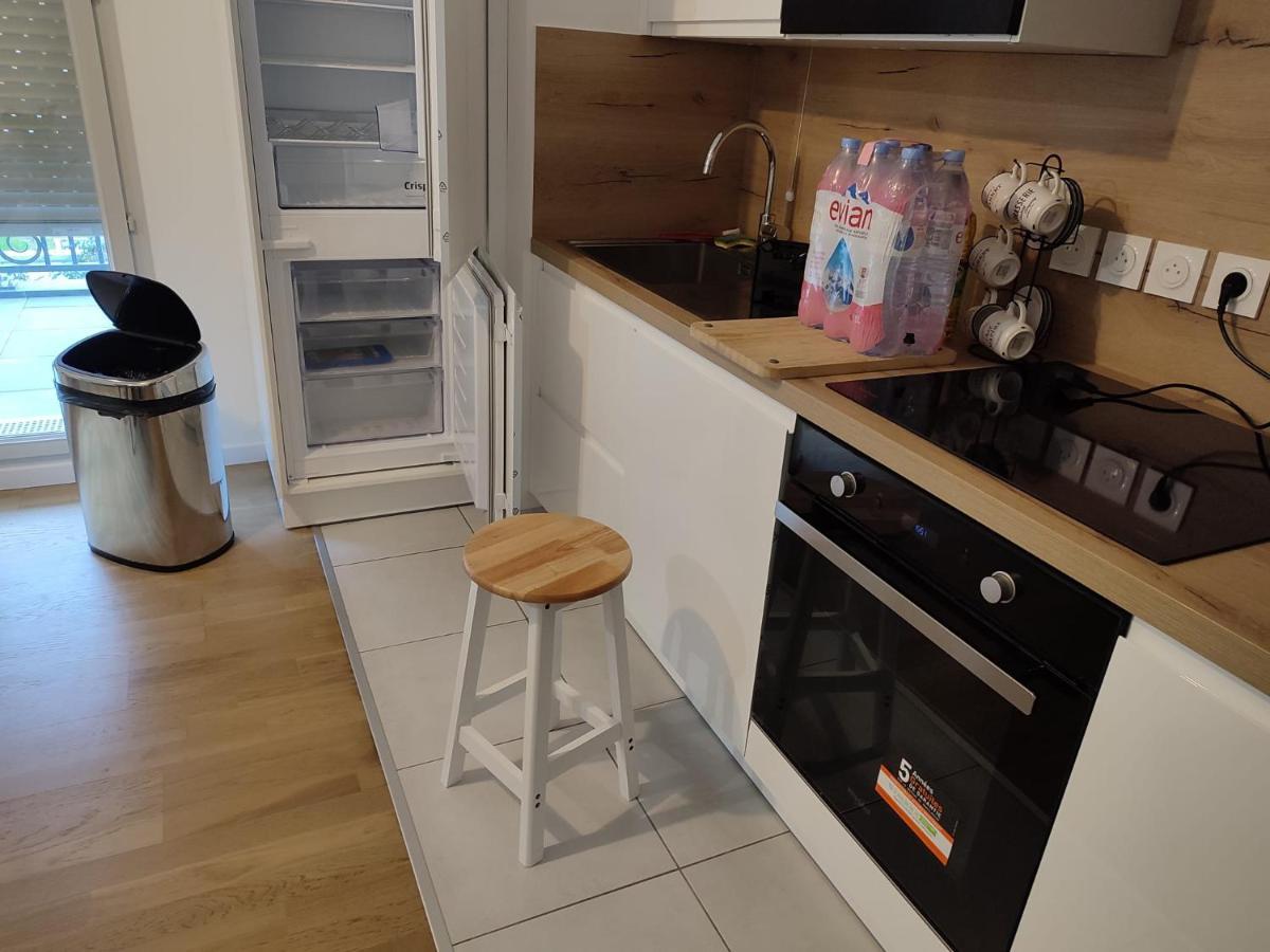 Privee Dans Un Nouvel Partage Pres De Paris Avec Parking Gratuit Apartment Chevilly-Larue