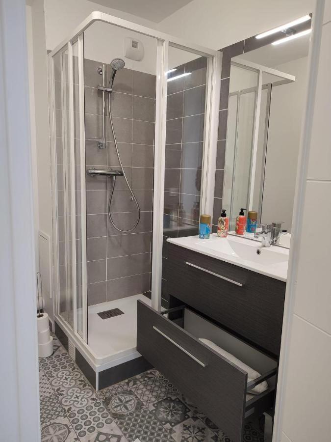 Privee Dans Un Nouvel Partage Pres De Paris Avec Parking Gratuit Apartment Chevilly-Larue