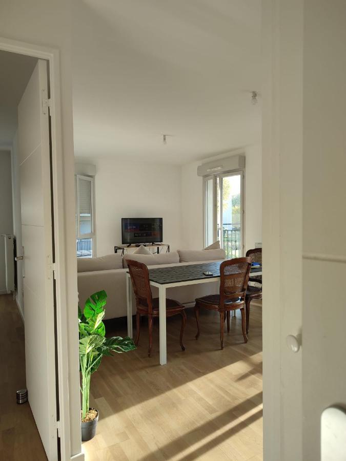 Privee Dans Un Nouvel Partage Pres De Paris Avec Parking Gratuit Apartamento *